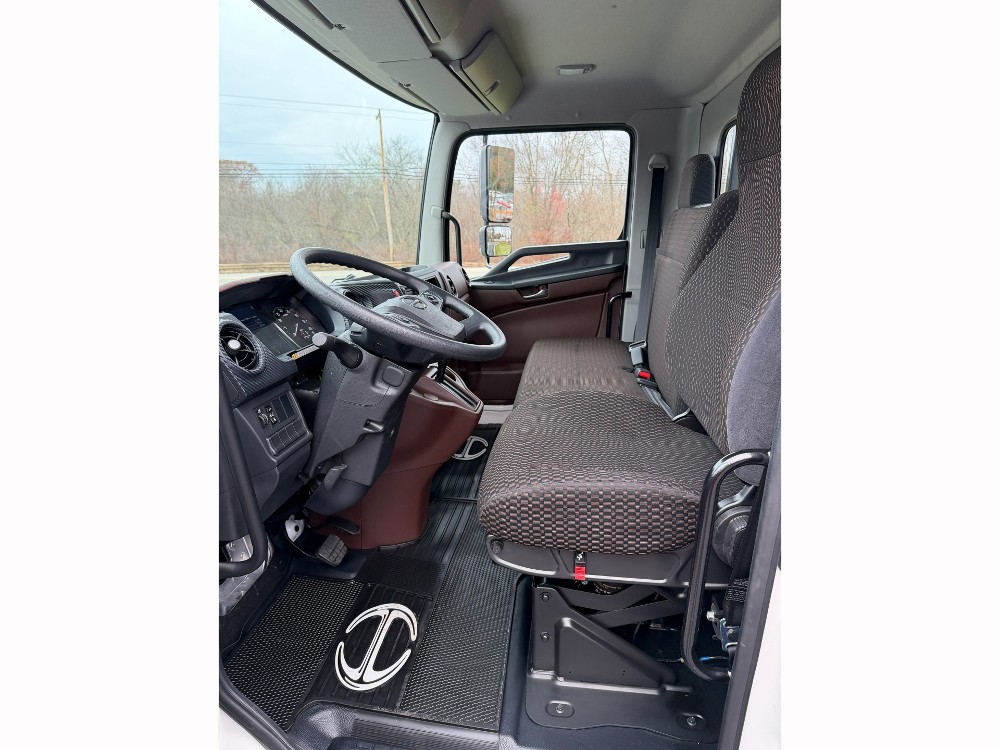 2025 Hino L6 (Key# 1942) 15